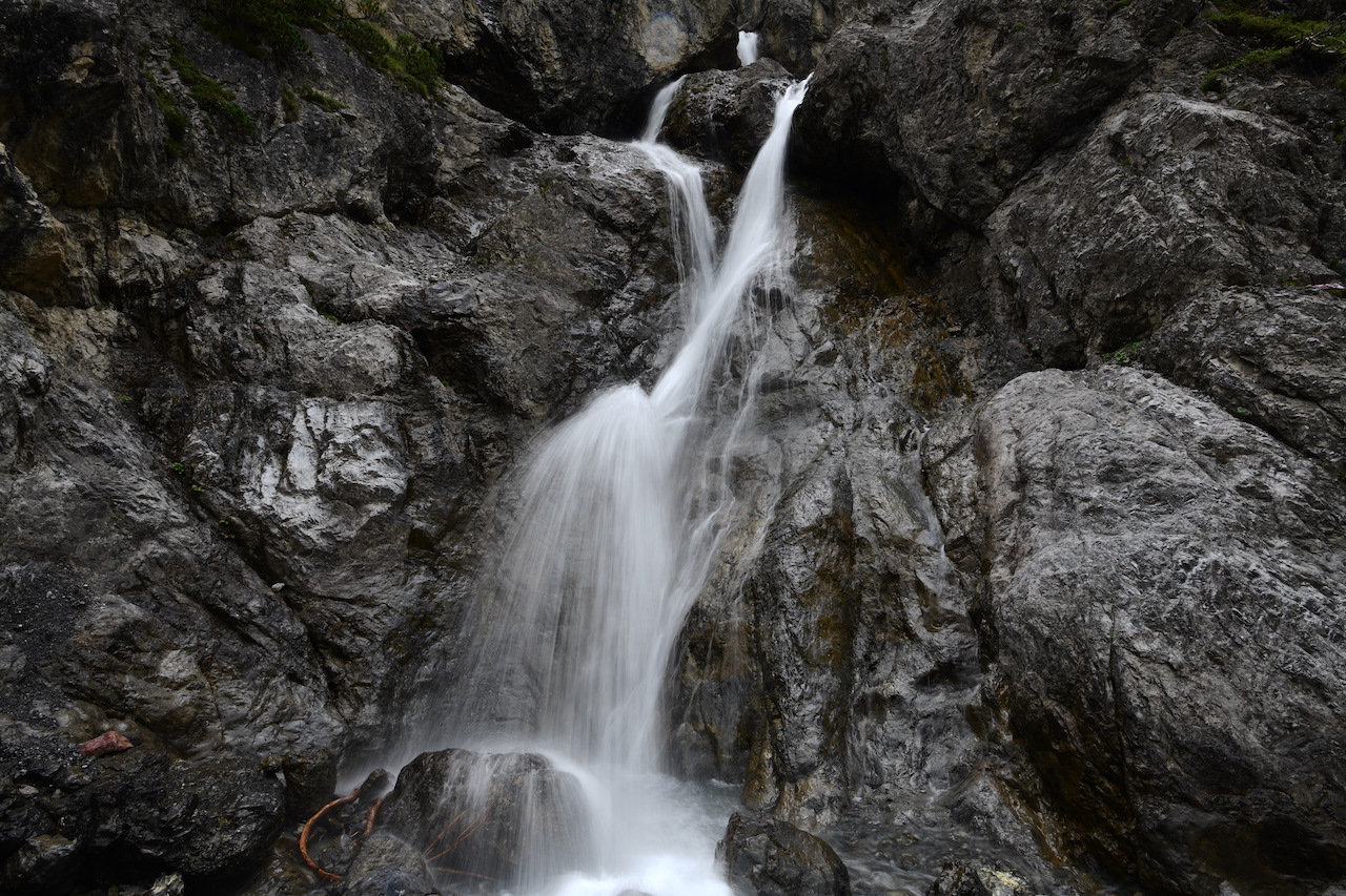 Waterfall davos 8.jpg