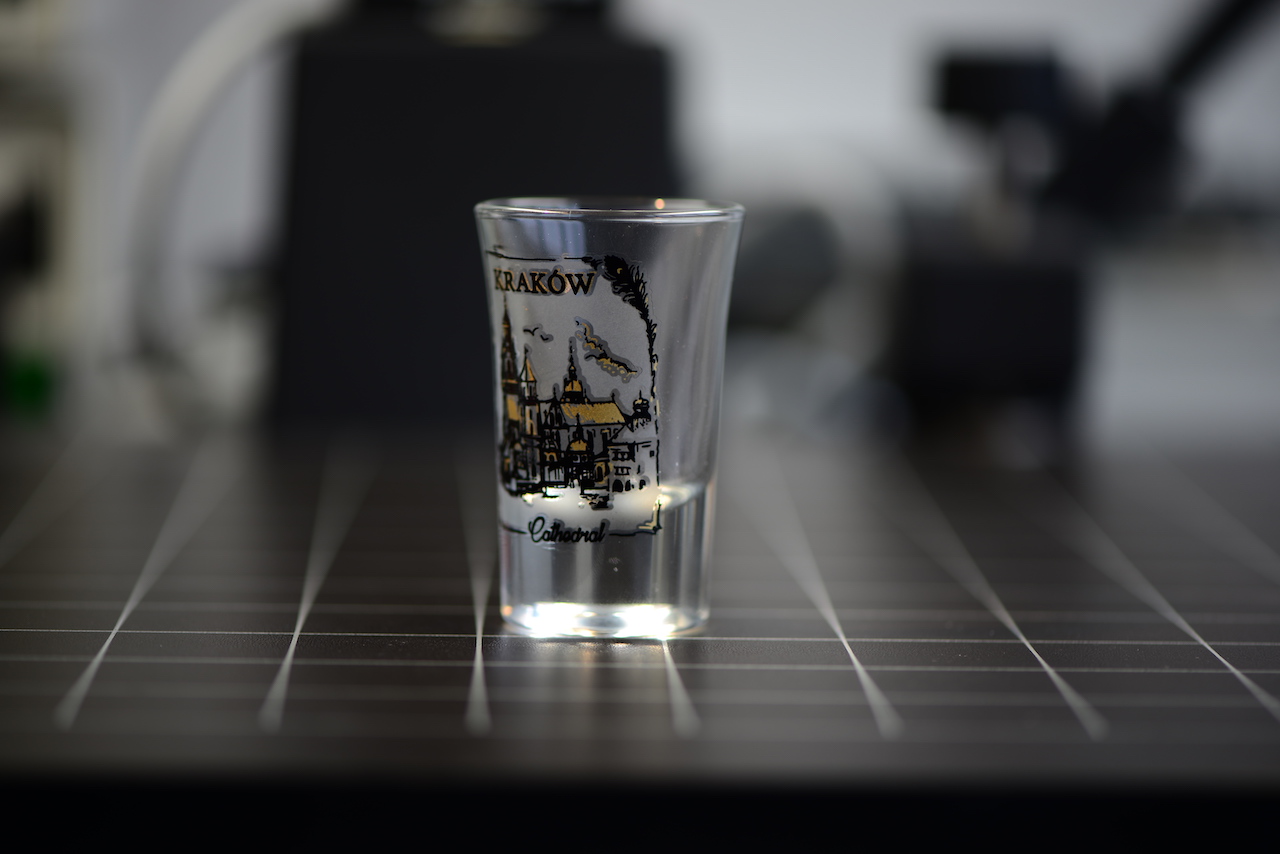 Shotglass far f3.jpg